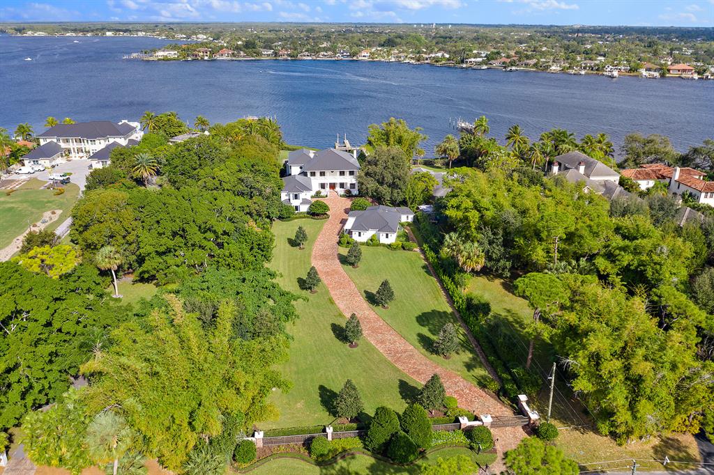 Pennock Point - Residential