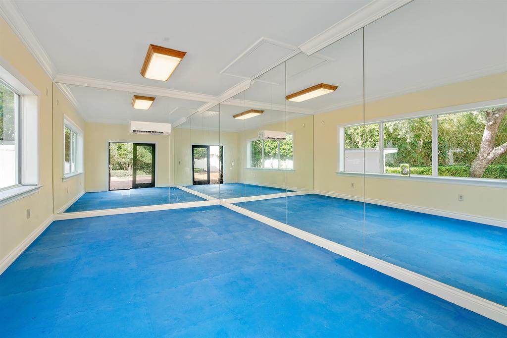 Pennock Point - Residential