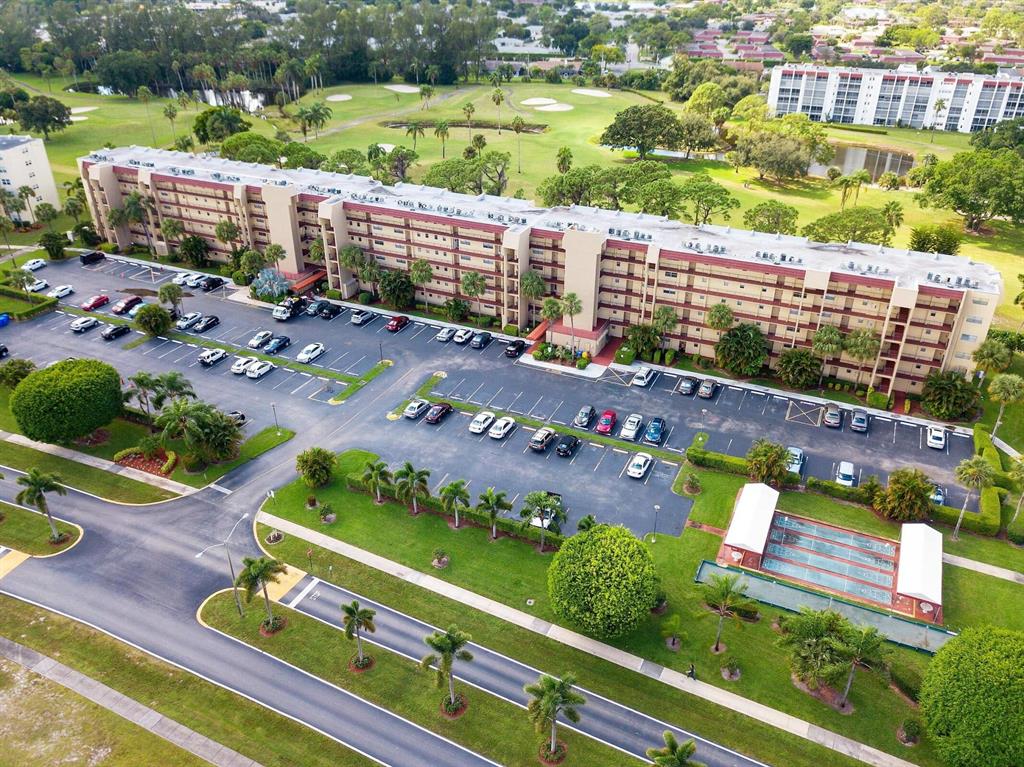 POINCIANA PLACE CONDO 1,2,8 AND 9 - Residential