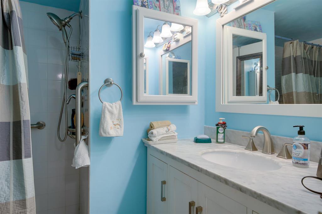 POINCIANA PLACE CONDO 1,2,8 AND 9 - Residential