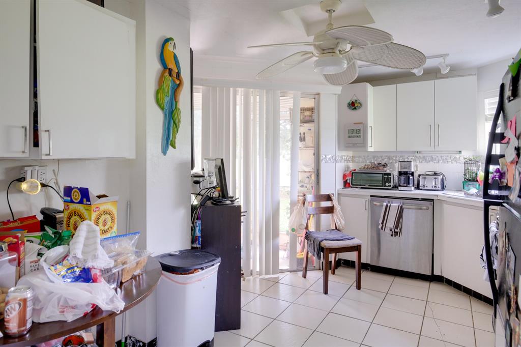 POINCIANA PLACE CONDO 1,2,8 AND 9 - Residential