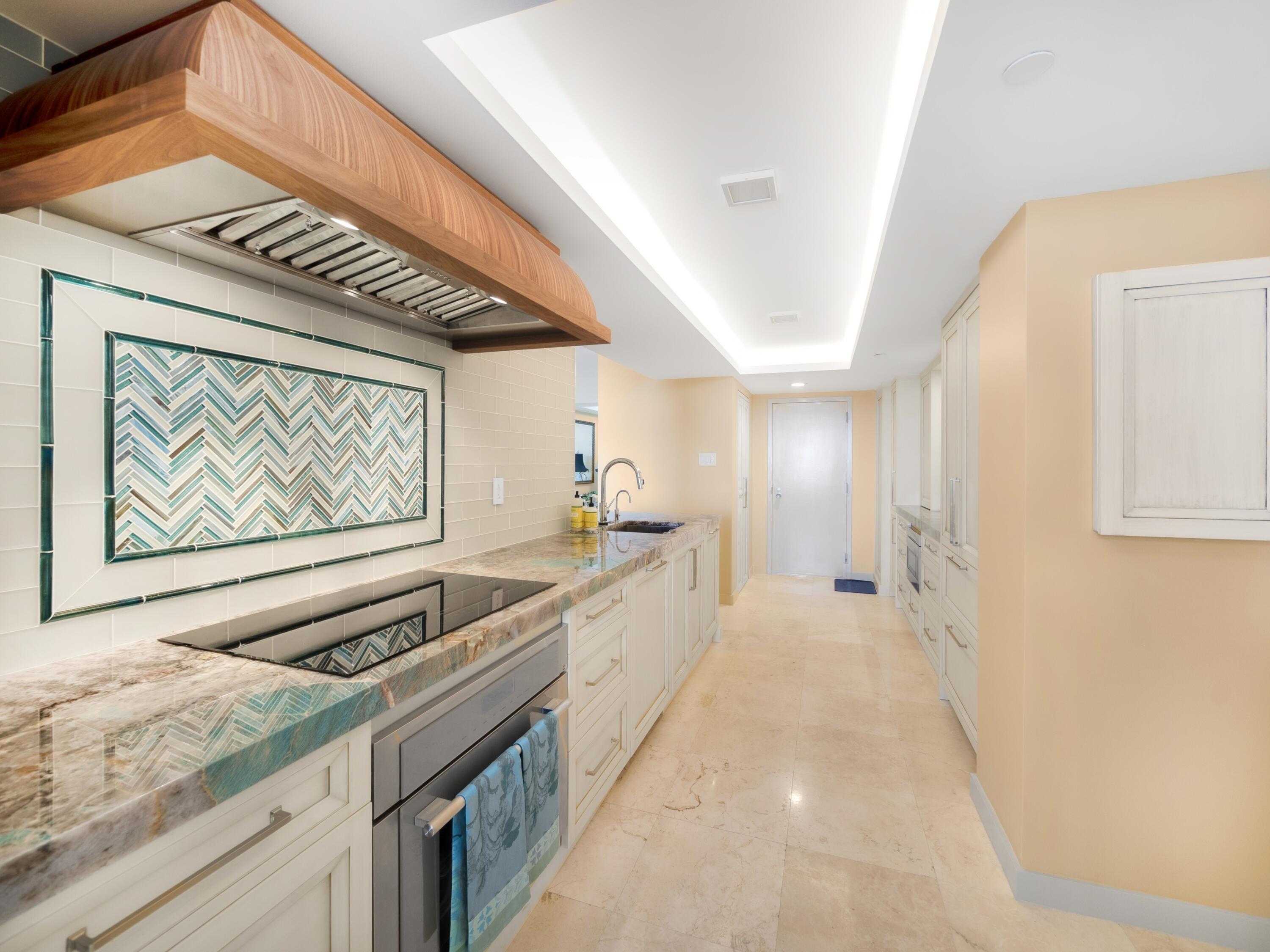 WATERVIEW TOWERS CONDO - Residential