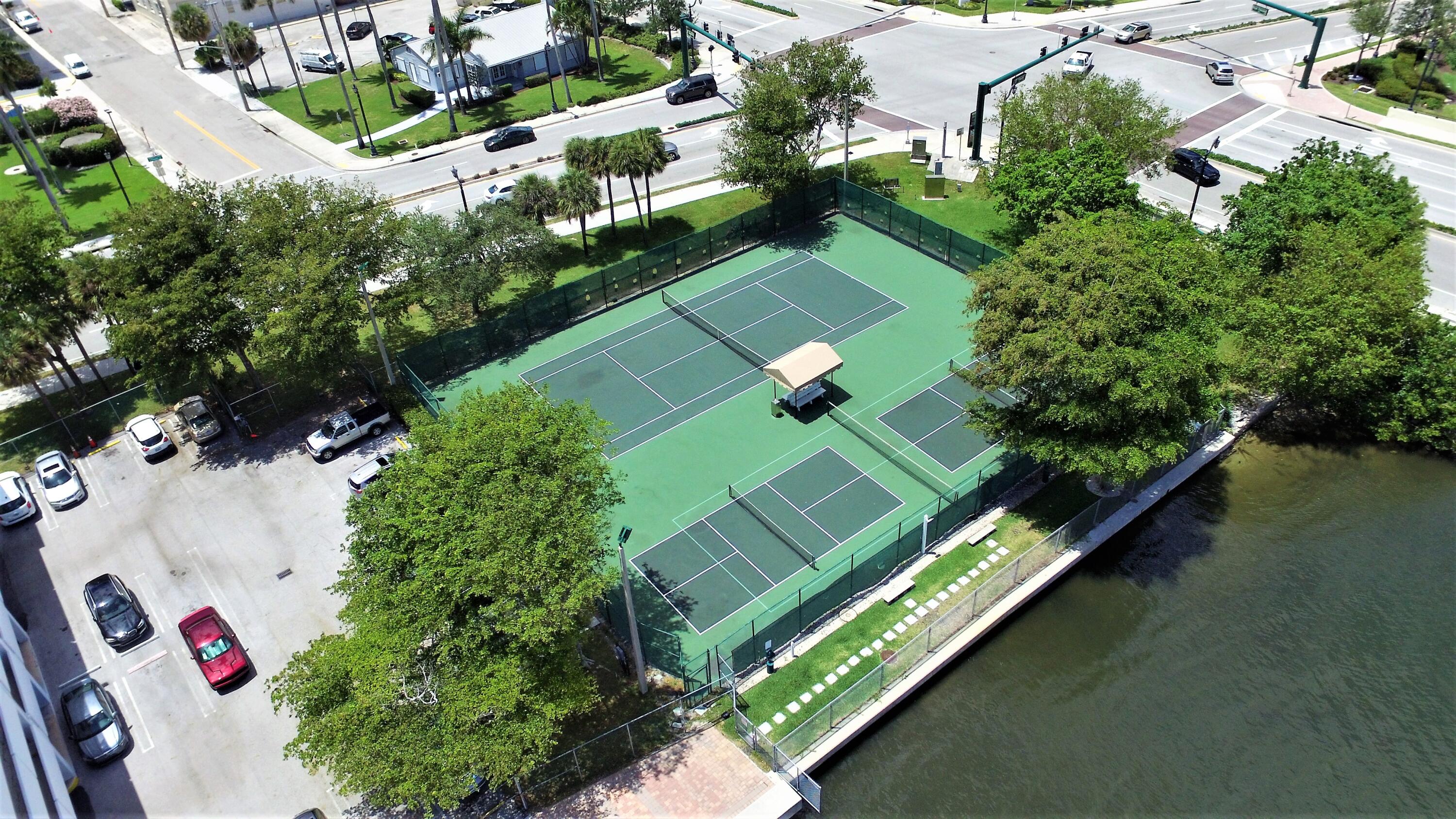 WATERVIEW TOWERS CONDO - Residential