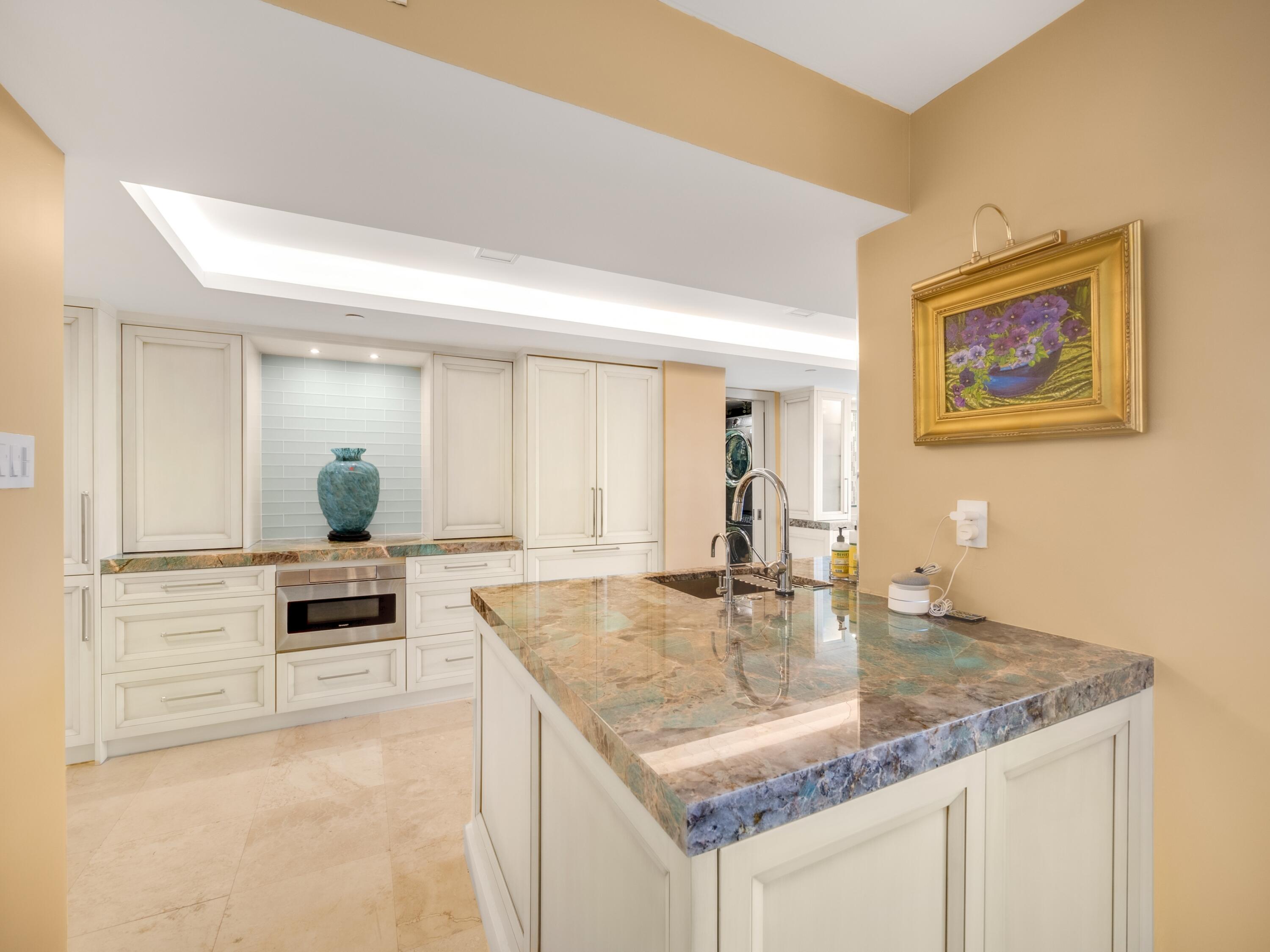 WATERVIEW TOWERS CONDO - Residential