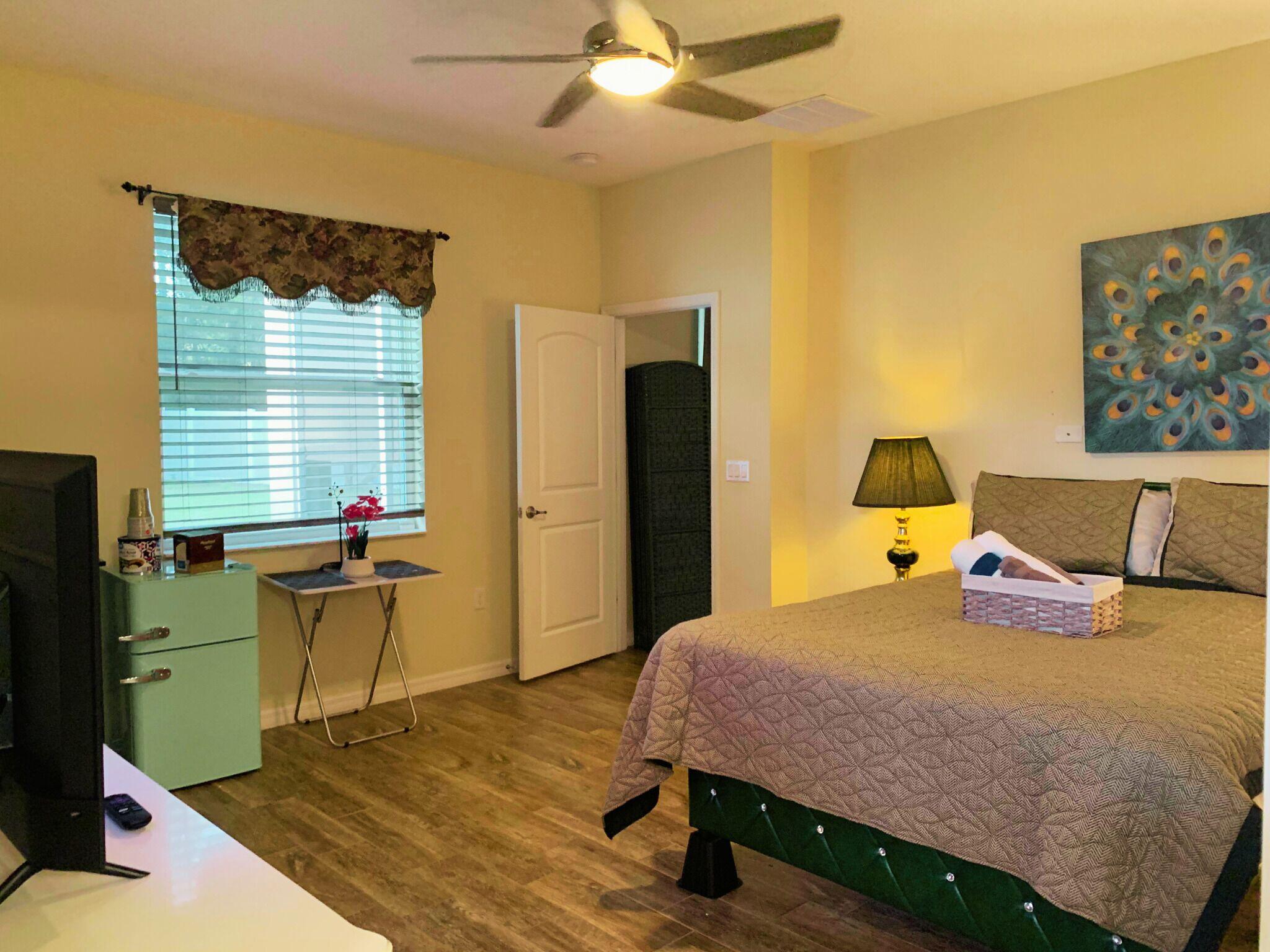 PORT ST LUCIE SECTION 48 1ST REPLAT - Residential