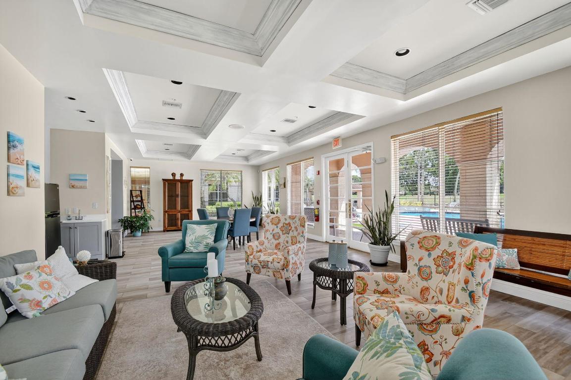 ST ANDREWS AT POLO CLUB CONDO - Residential