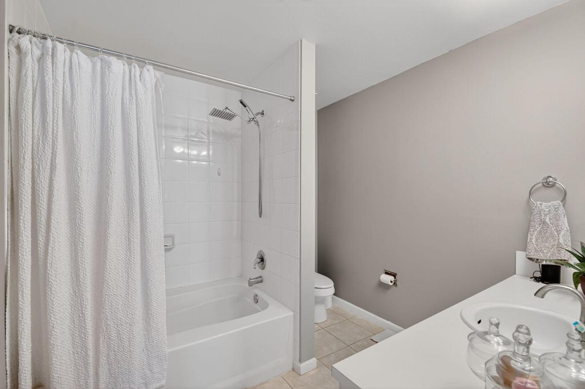 ST ANDREWS AT POLO CLUB CONDO - Residential