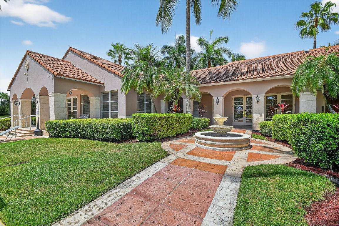 ST ANDREWS AT POLO CLUB CONDO - Residential