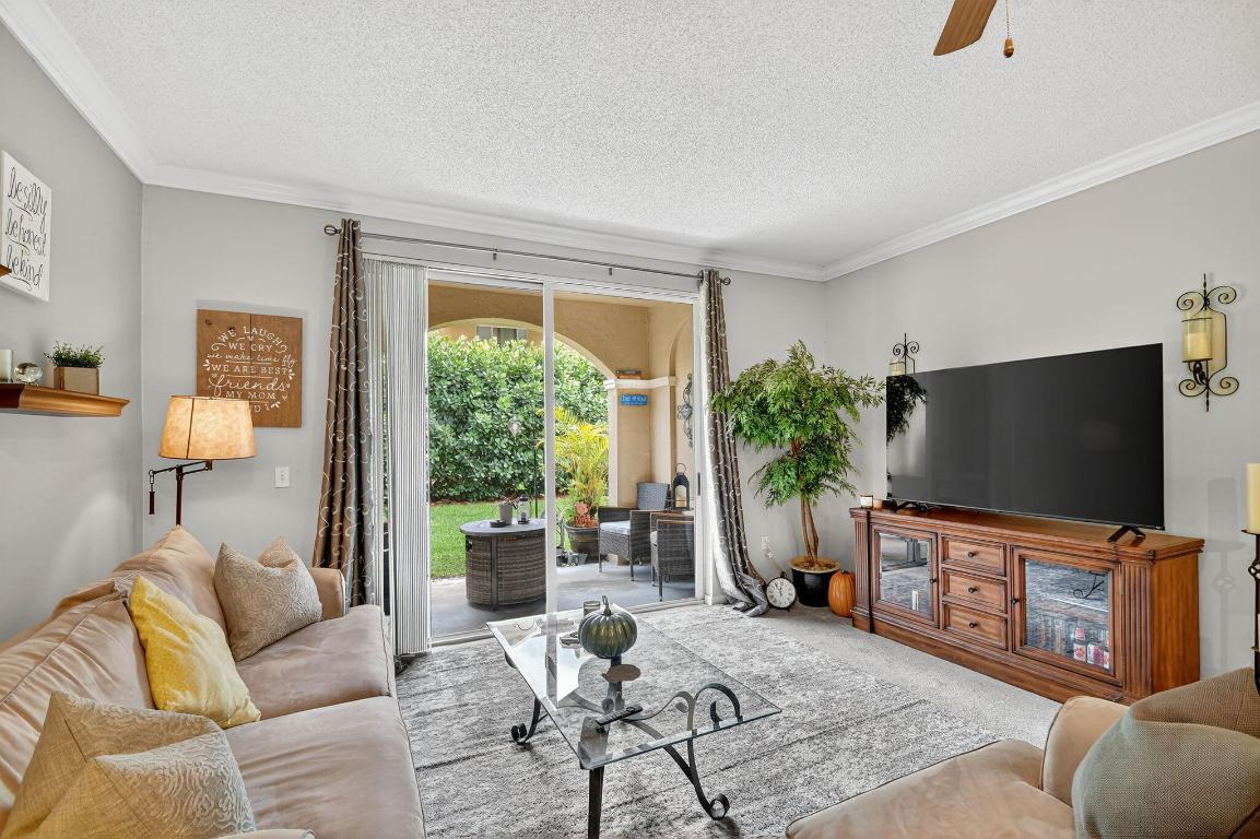 ST ANDREWS AT POLO CLUB CONDO - Residential