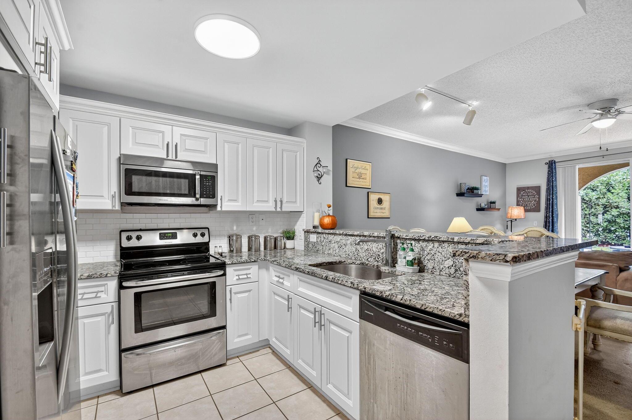 ST ANDREWS AT POLO CLUB C - Residential