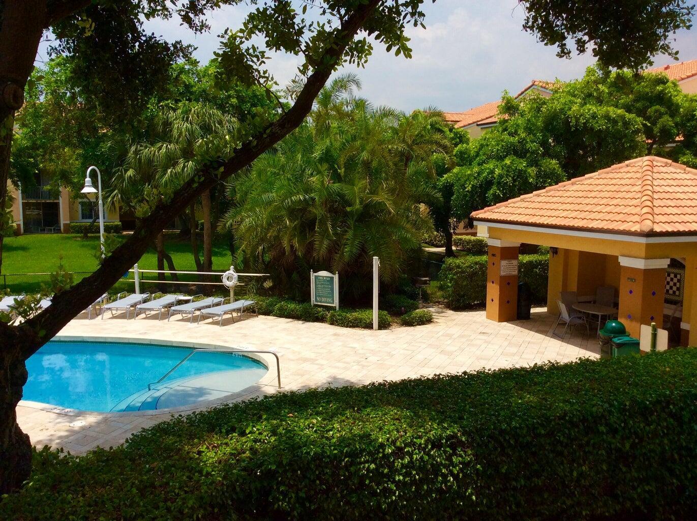 YACHT CLUB ON THE INTRACO - Residential Lease