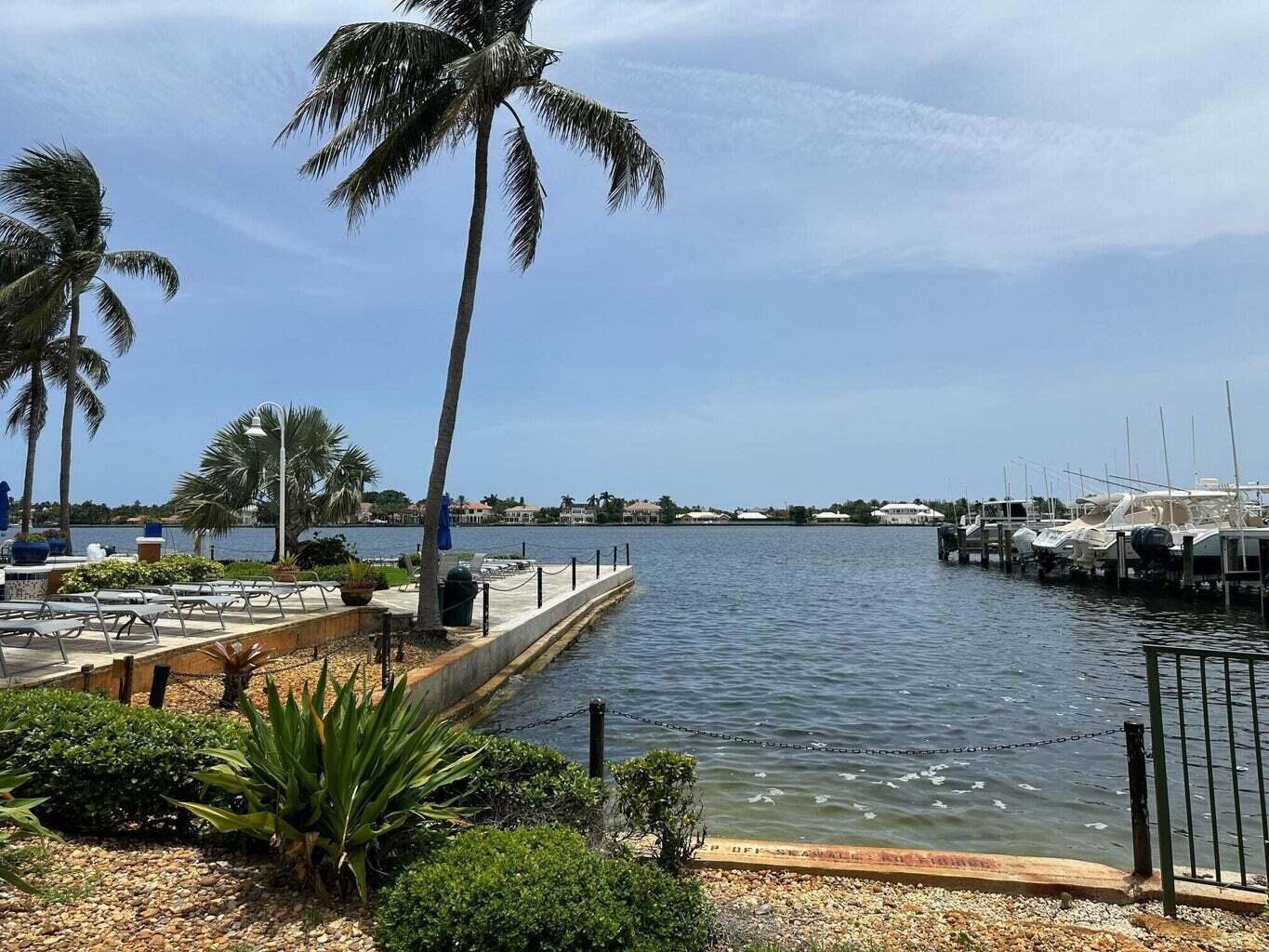 YACHT CLUB ON THE INTRACO - Residential Lease