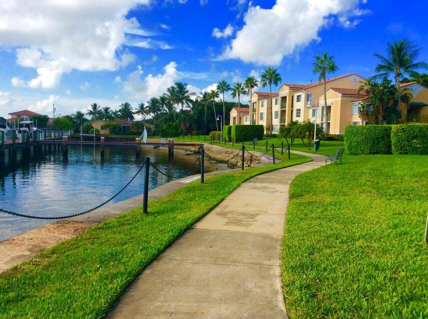 YACHT CLUB ON THE INTRACO - Residential Lease