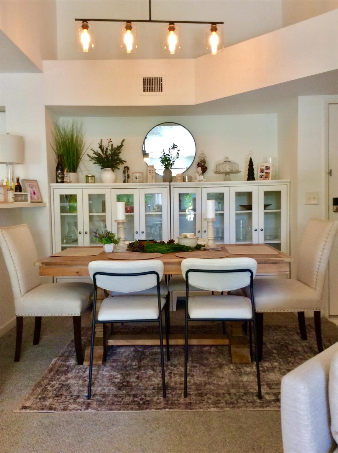 YACHT CLUB ON THE INTRACO - Residential Lease