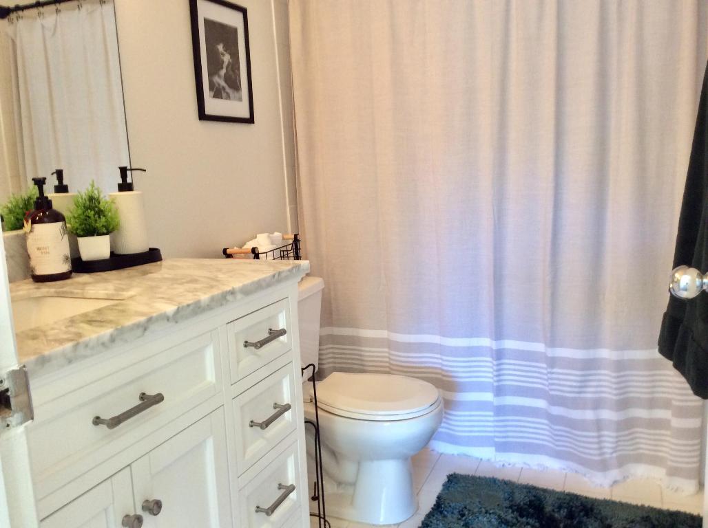 YACHT CLUB ON THE INTRACOASTAL - Residential Lease