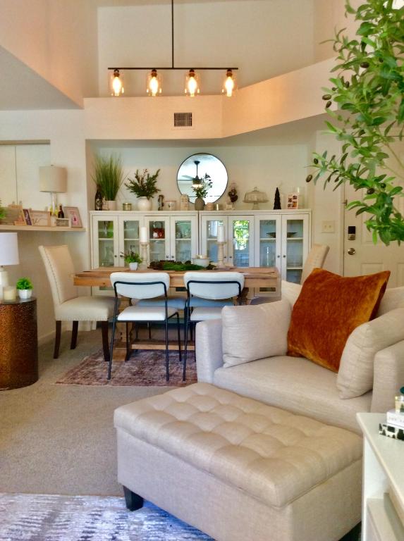 YACHT CLUB ON THE INTRACOASTAL - Residential Lease