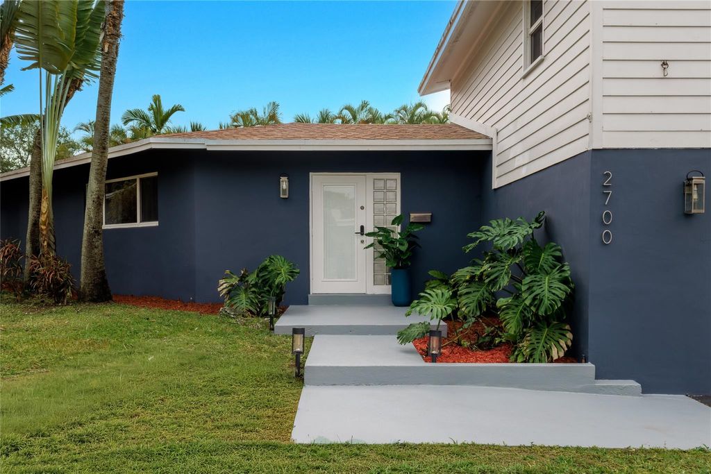 Photo of 2700 SW 34th Avenue, Fort Lauderdale, FL 33312 (MLS # F10551218)
