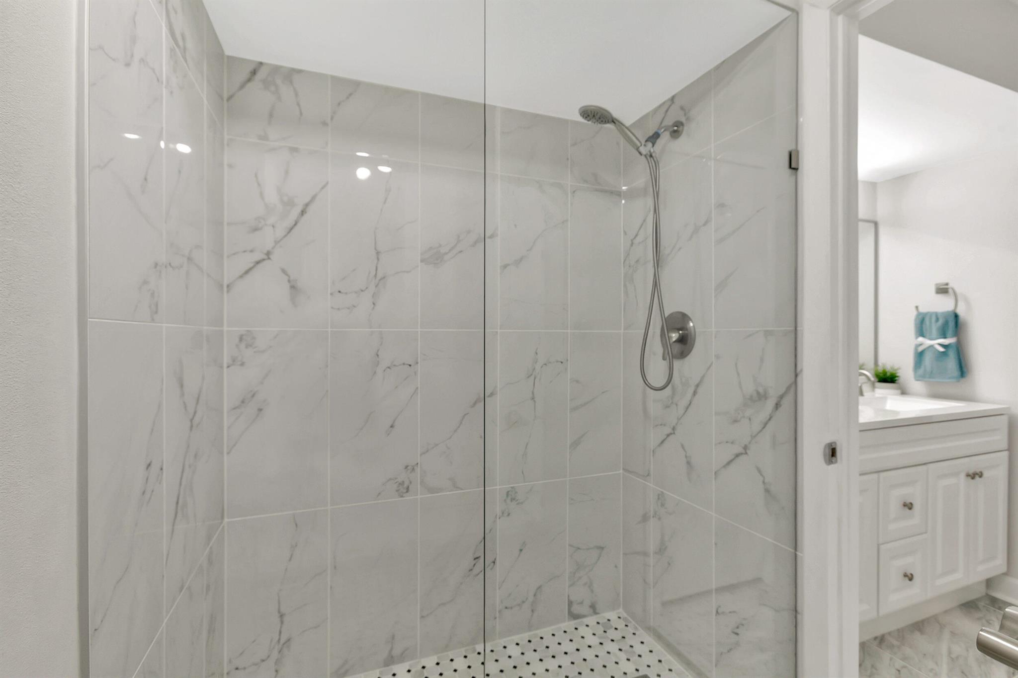 CEDAR GARDENS TOWNHOUSES - Residential