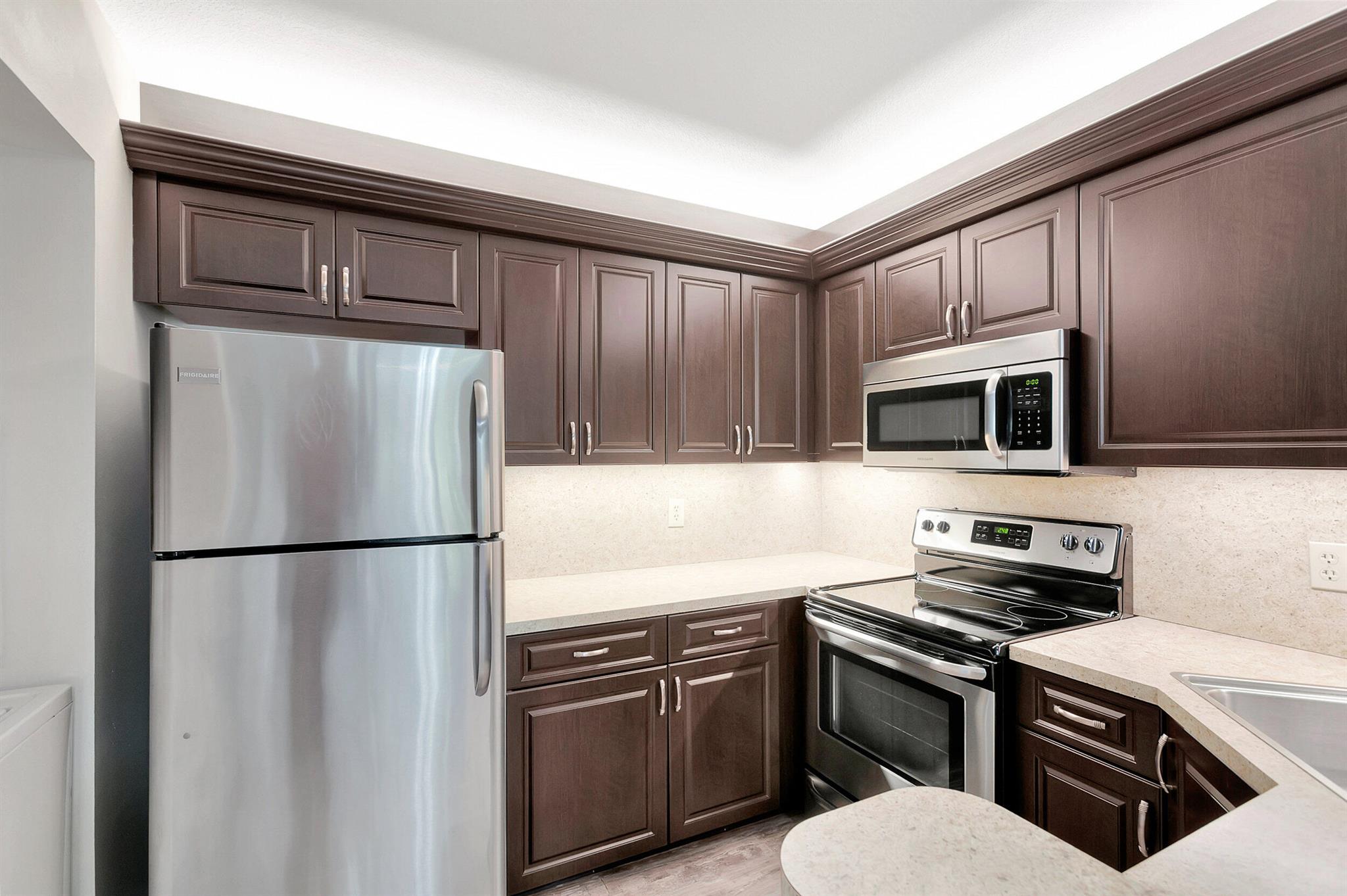 CEDAR GARDENS TOWNHOUSES - Residential