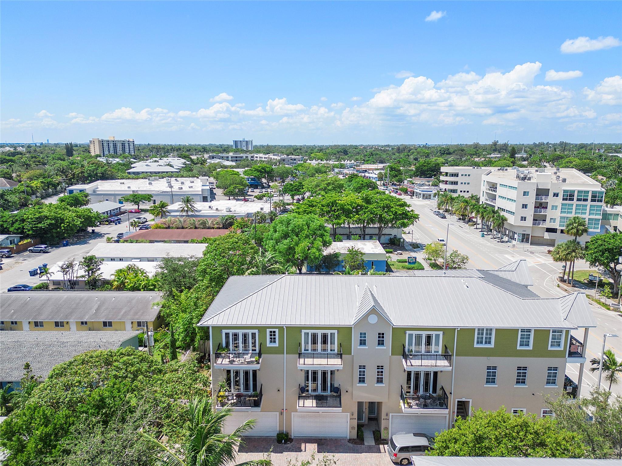 PARKTOWN OF WILTON MANORS - Residential