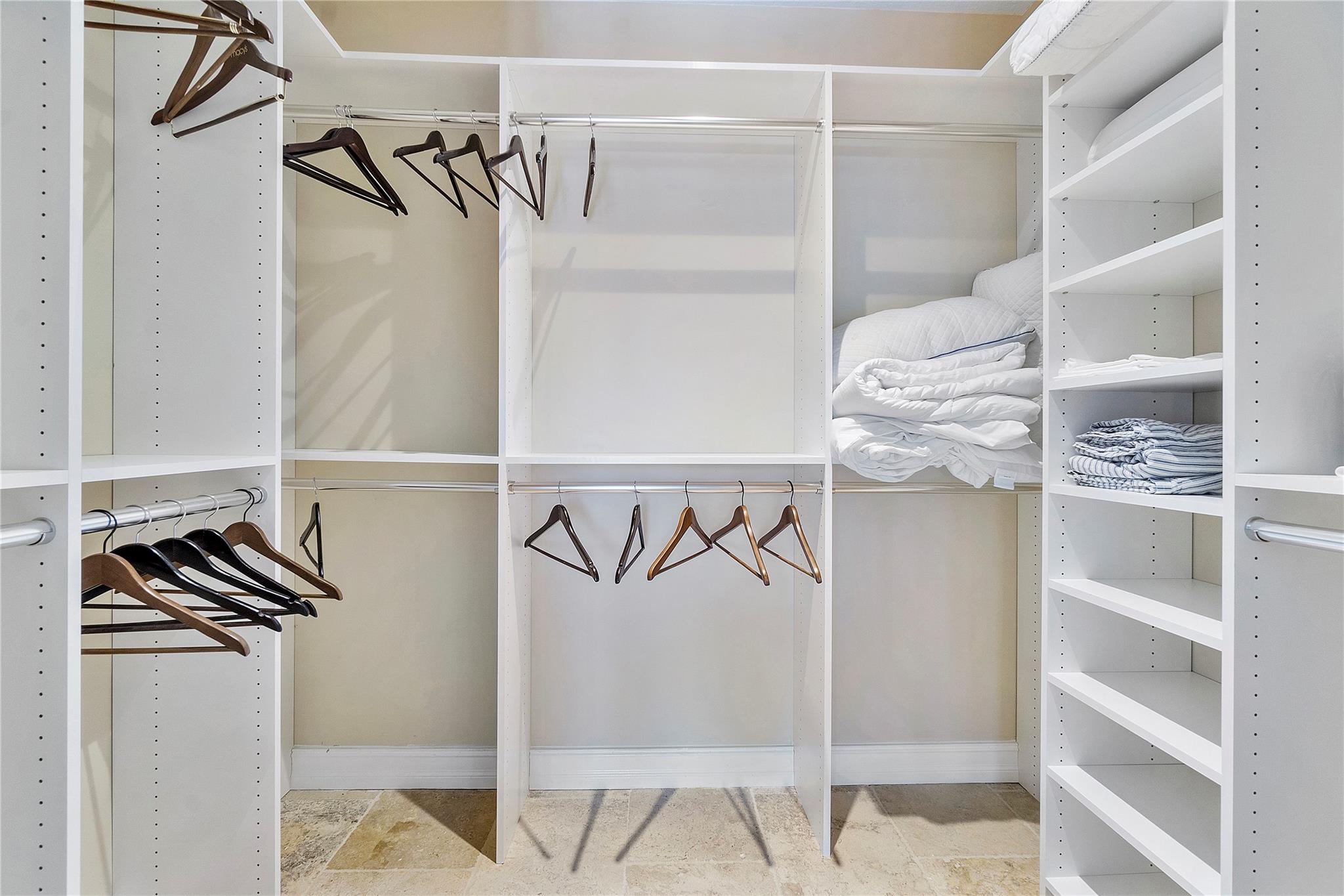 PARKTOWN OF WILTON MANORS - Residential