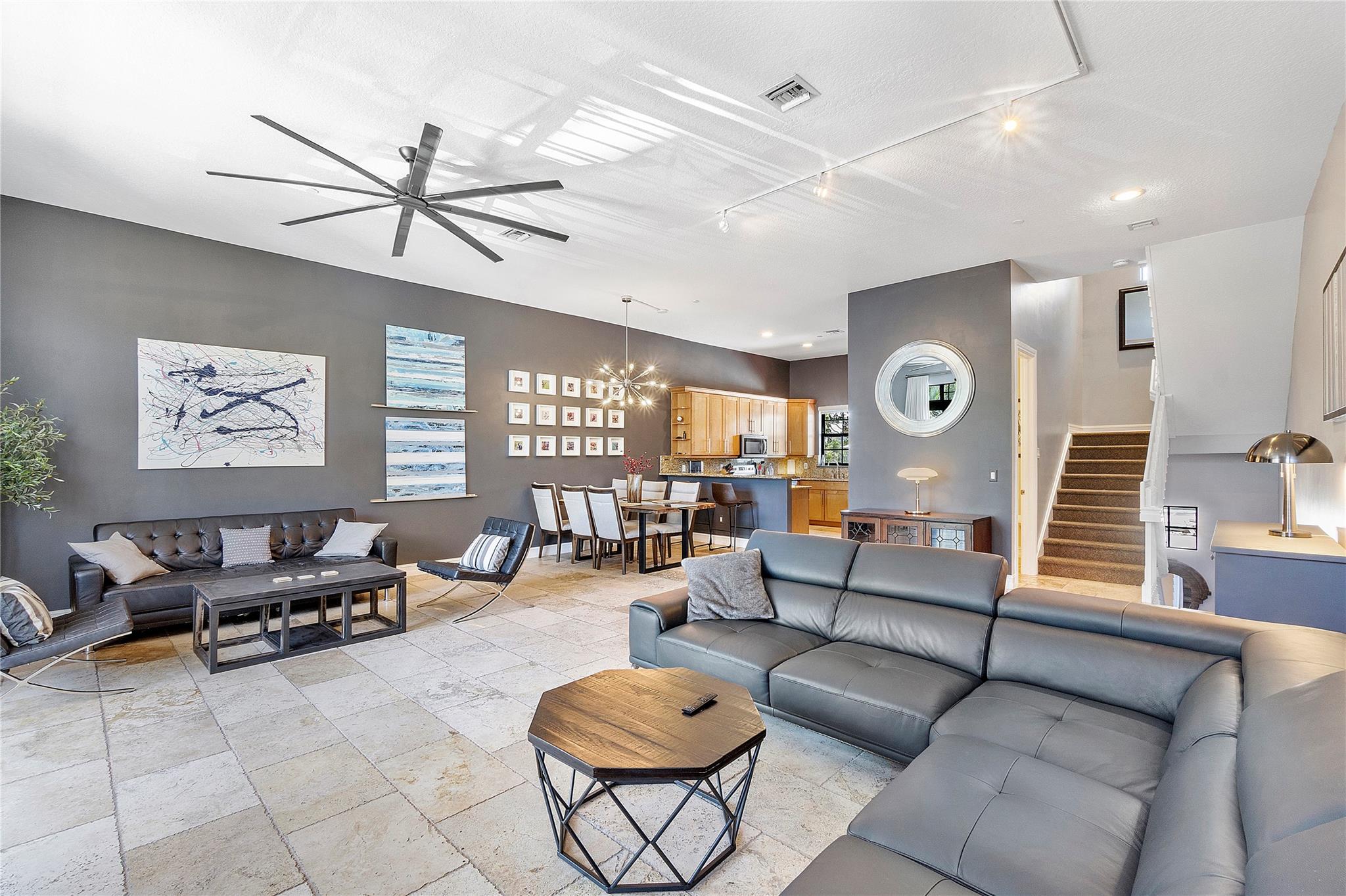 PARKTOWN OF WILTON MANORS - Residential