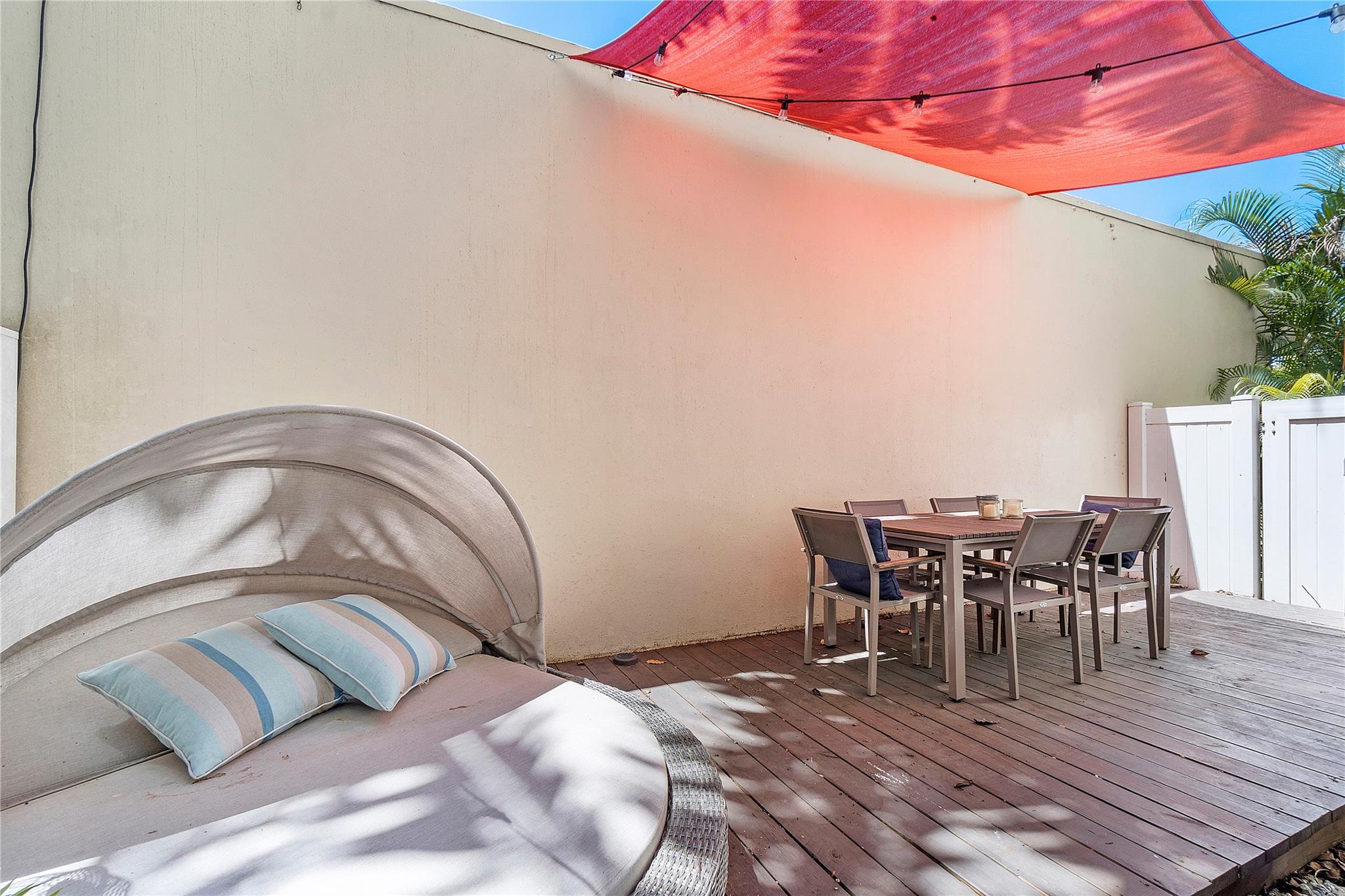 PARKTOWN OF WILTON MANORS - Residential