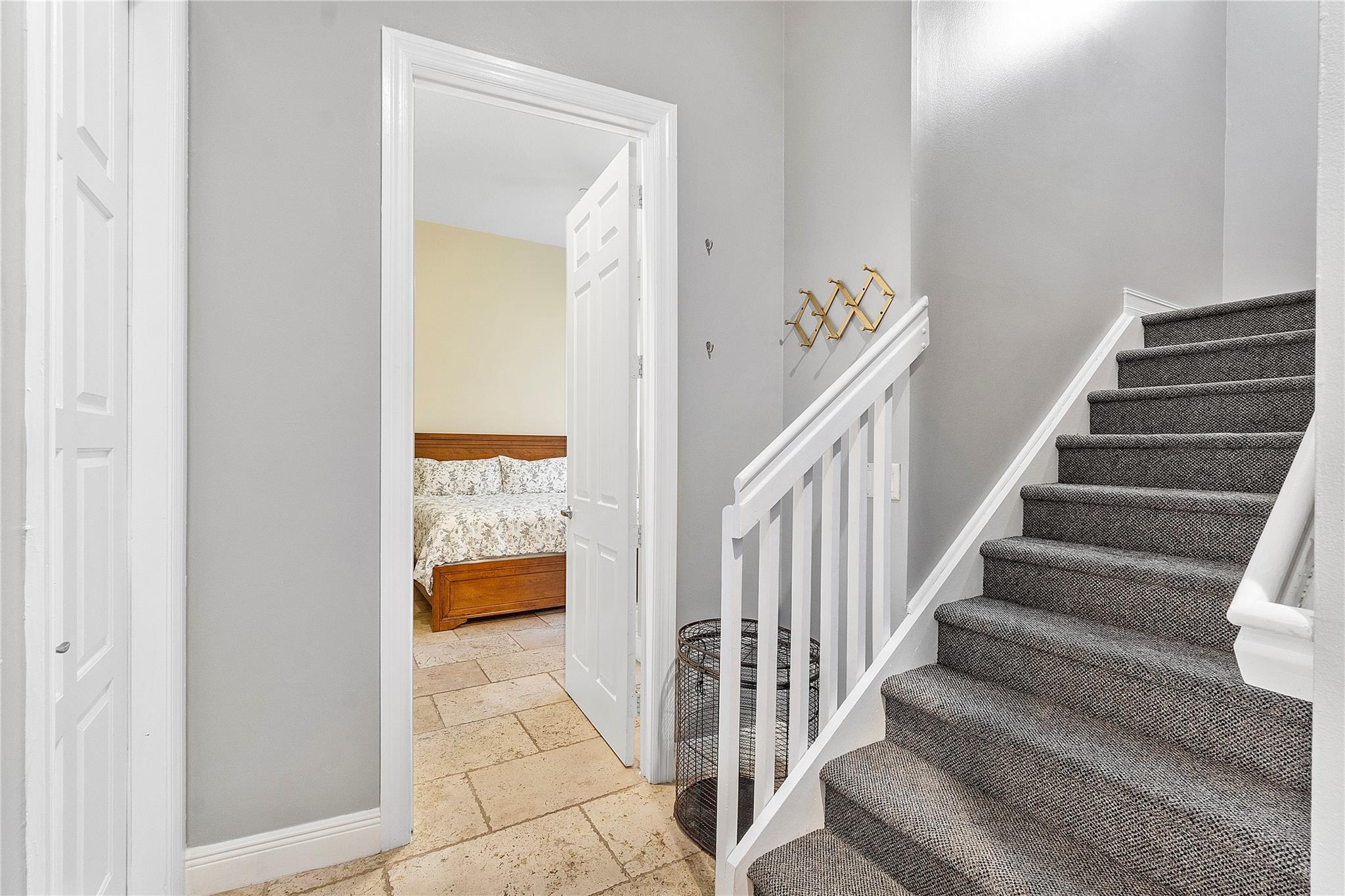 PARKTOWN OF WILTON MANORS - Residential