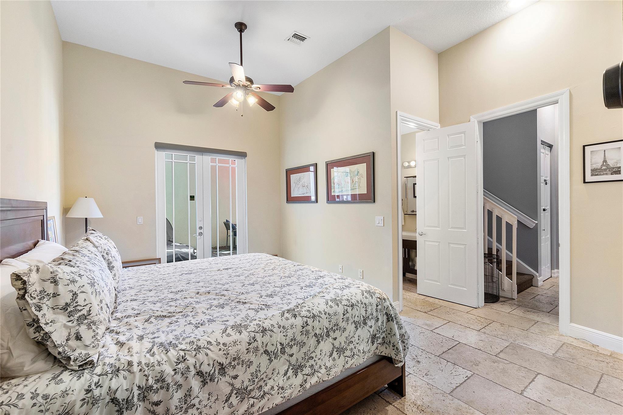 PARKTOWN OF WILTON MANORS - Residential