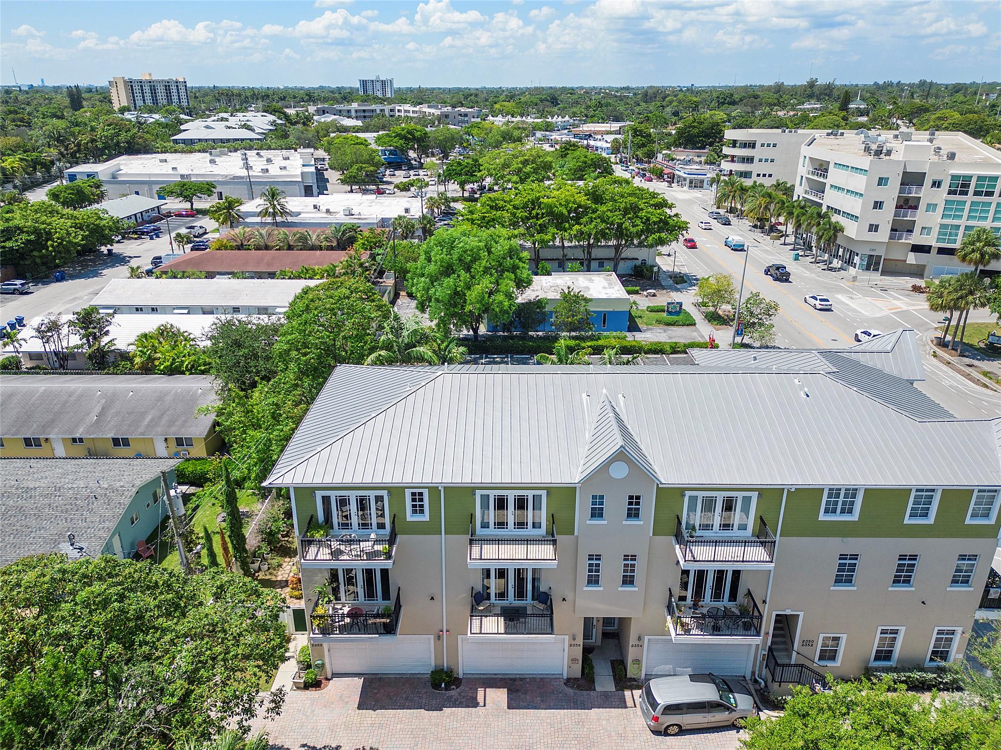 PARKTOWN OF WILTON MANORS - Residential