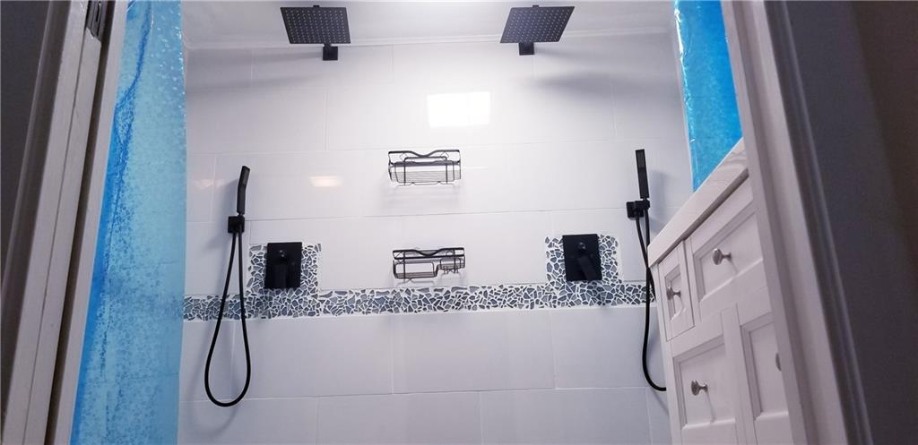 Waterside Luxury Townhous - Residential