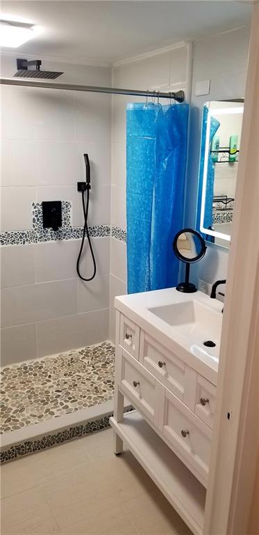 Waterside Luxury Townhous - Residential