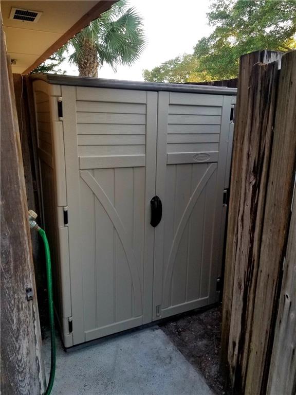 Waterside Luxury Townhous - Residential