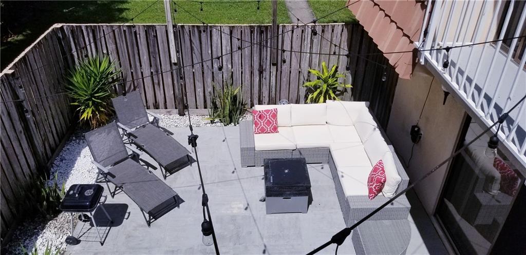 Waterside Luxury Townhous - Residential