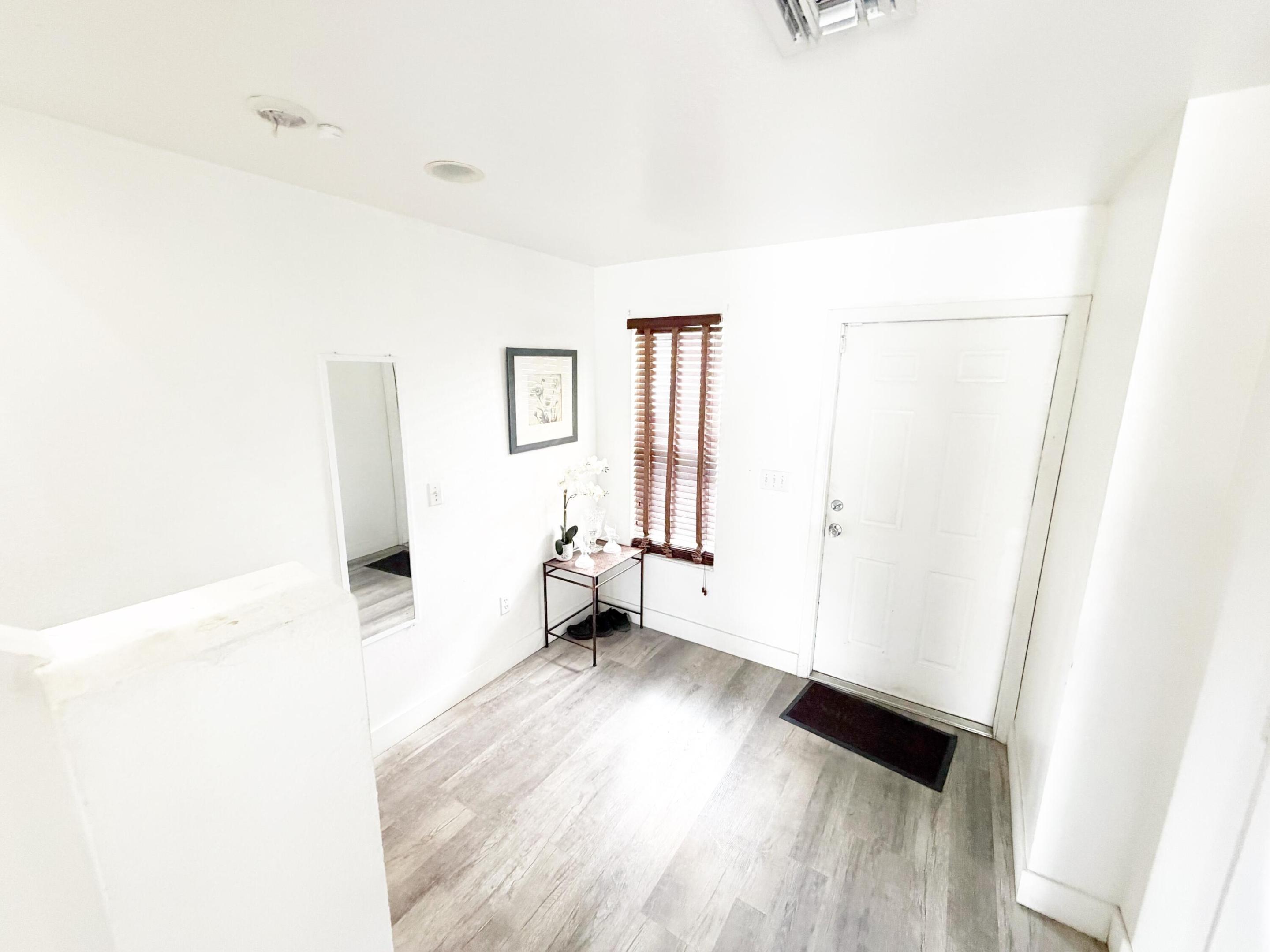 FORDS MANOR - Residential