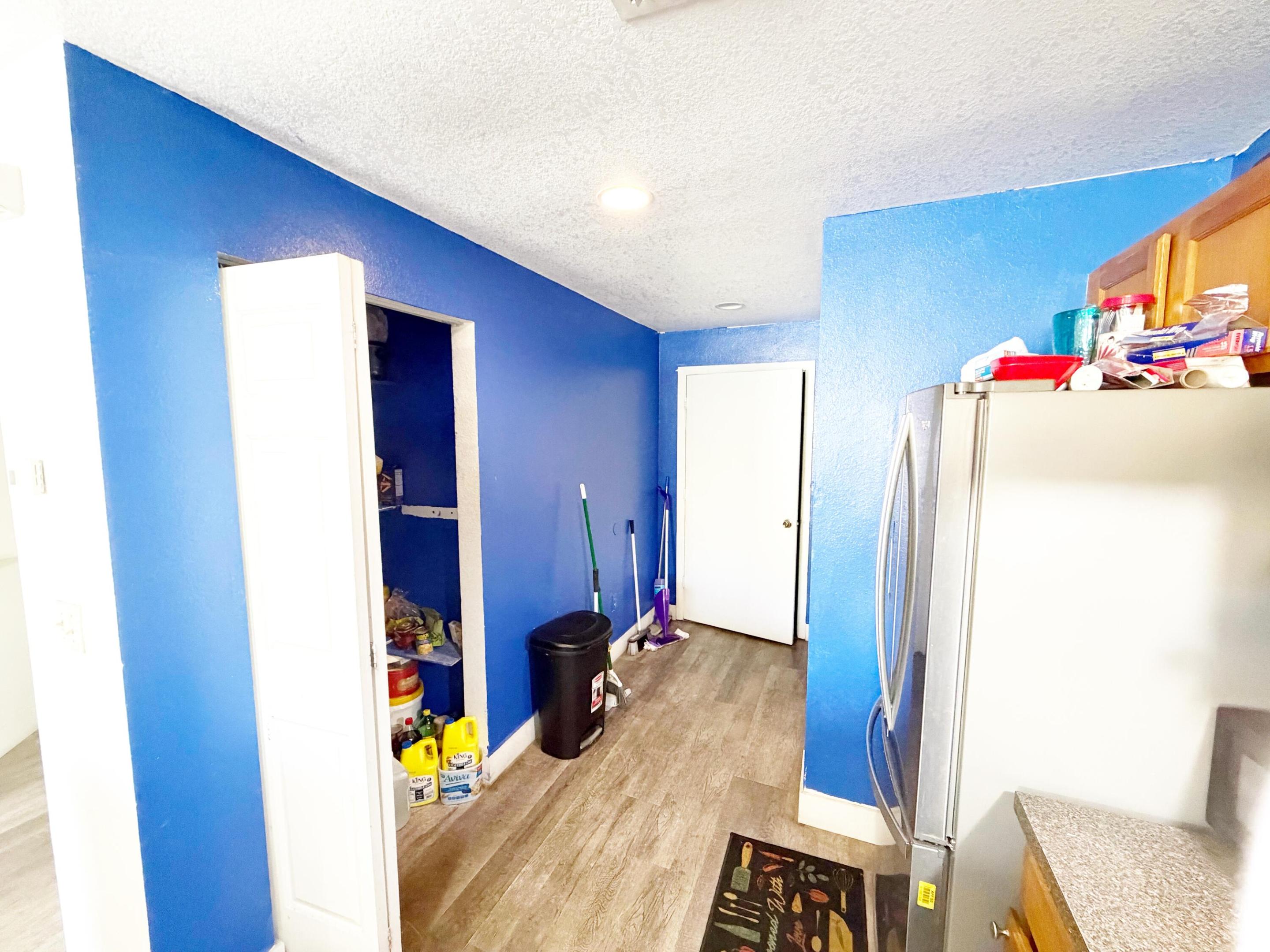 FORDS MANOR - Residential