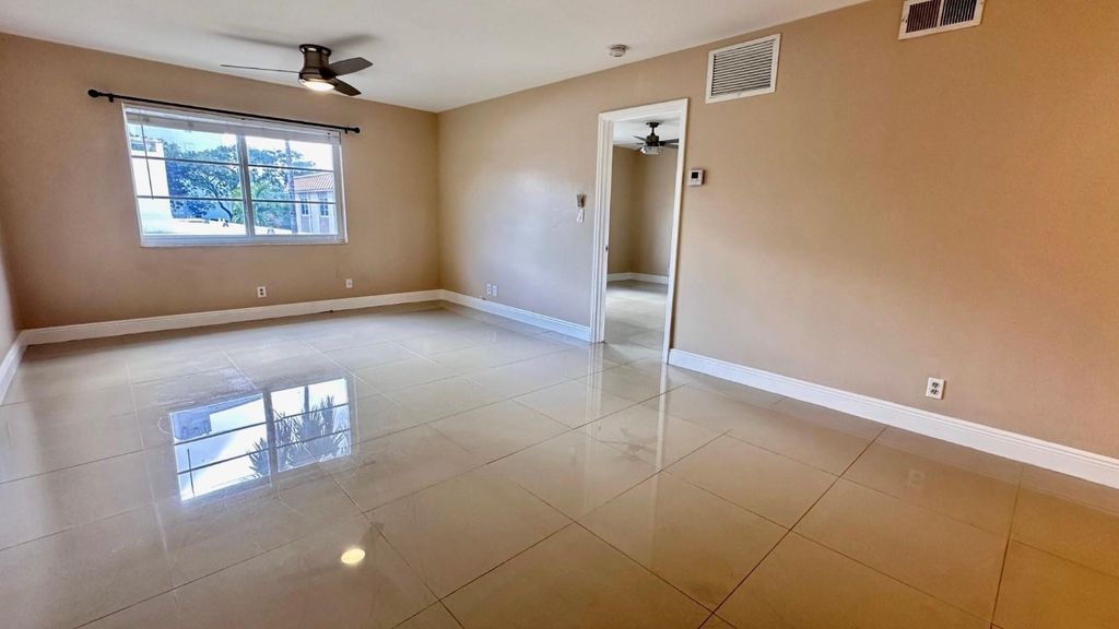 Photo of 12 NE 19th Court #220A, Wilton Manors, FL 33305 (MLS # F10539586)
