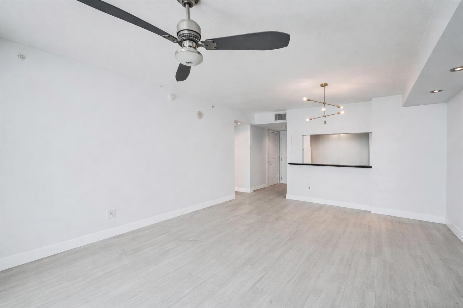 SYMPHONY NORTH CONDO - Residential Lease