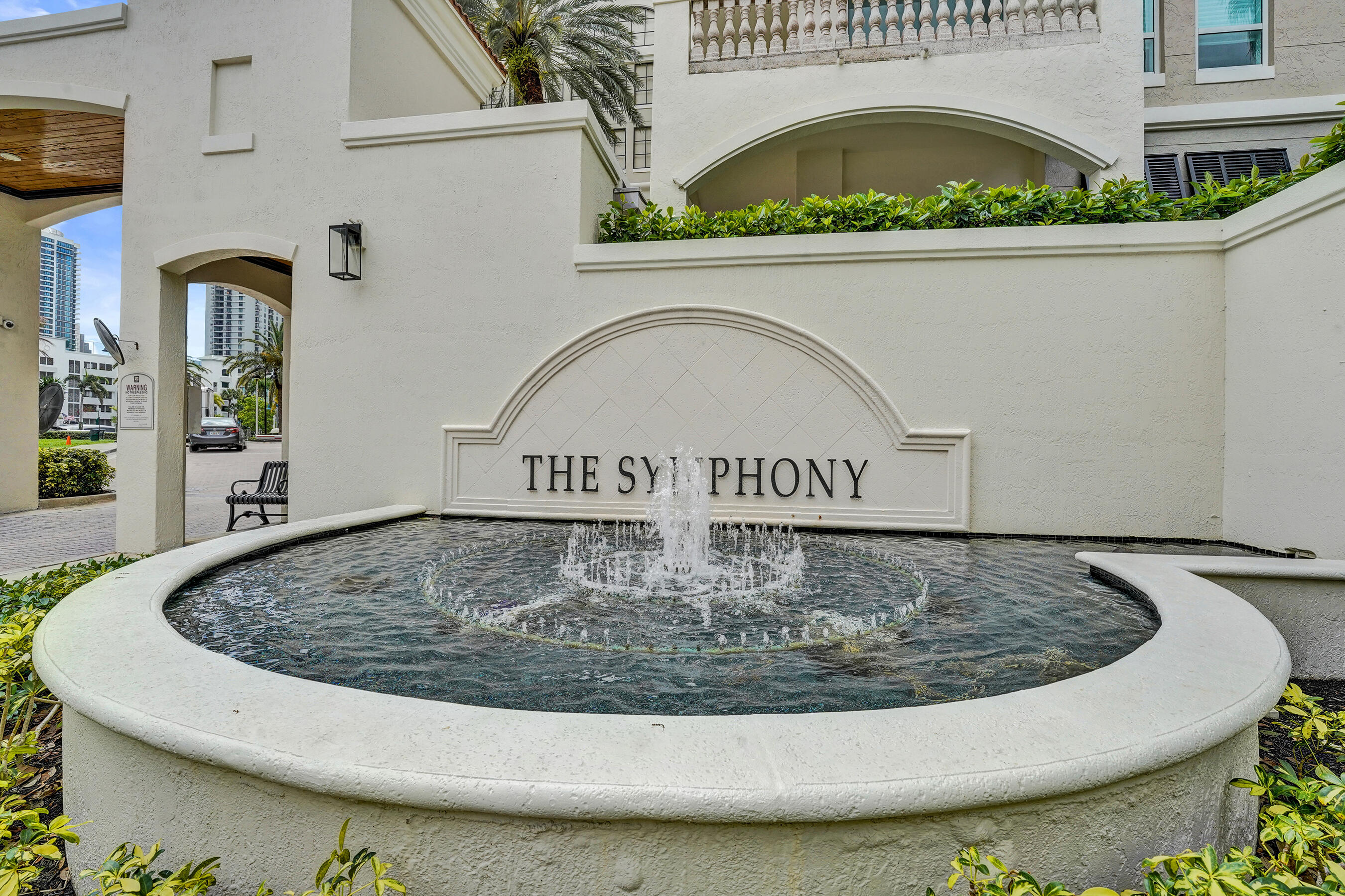 SYMPHONY NORTH CONDO - Residential Lease