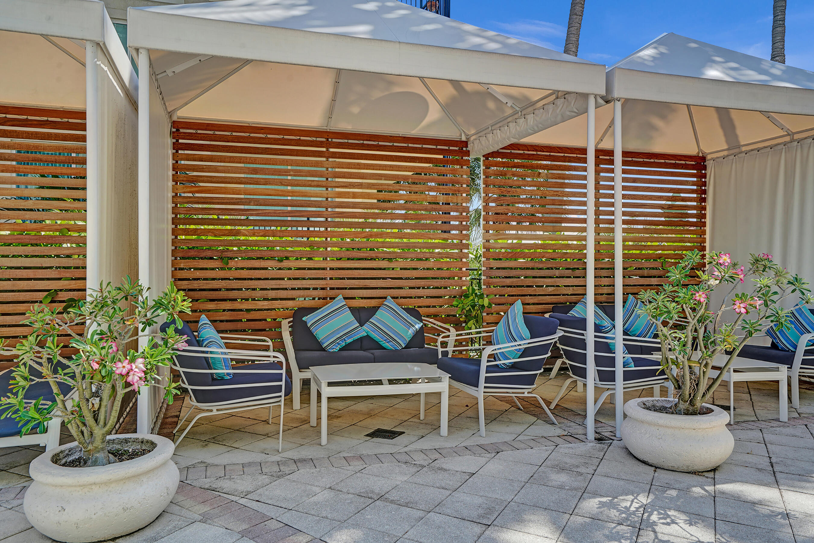 SYMPHONY NORTH CONDO - Residential Lease