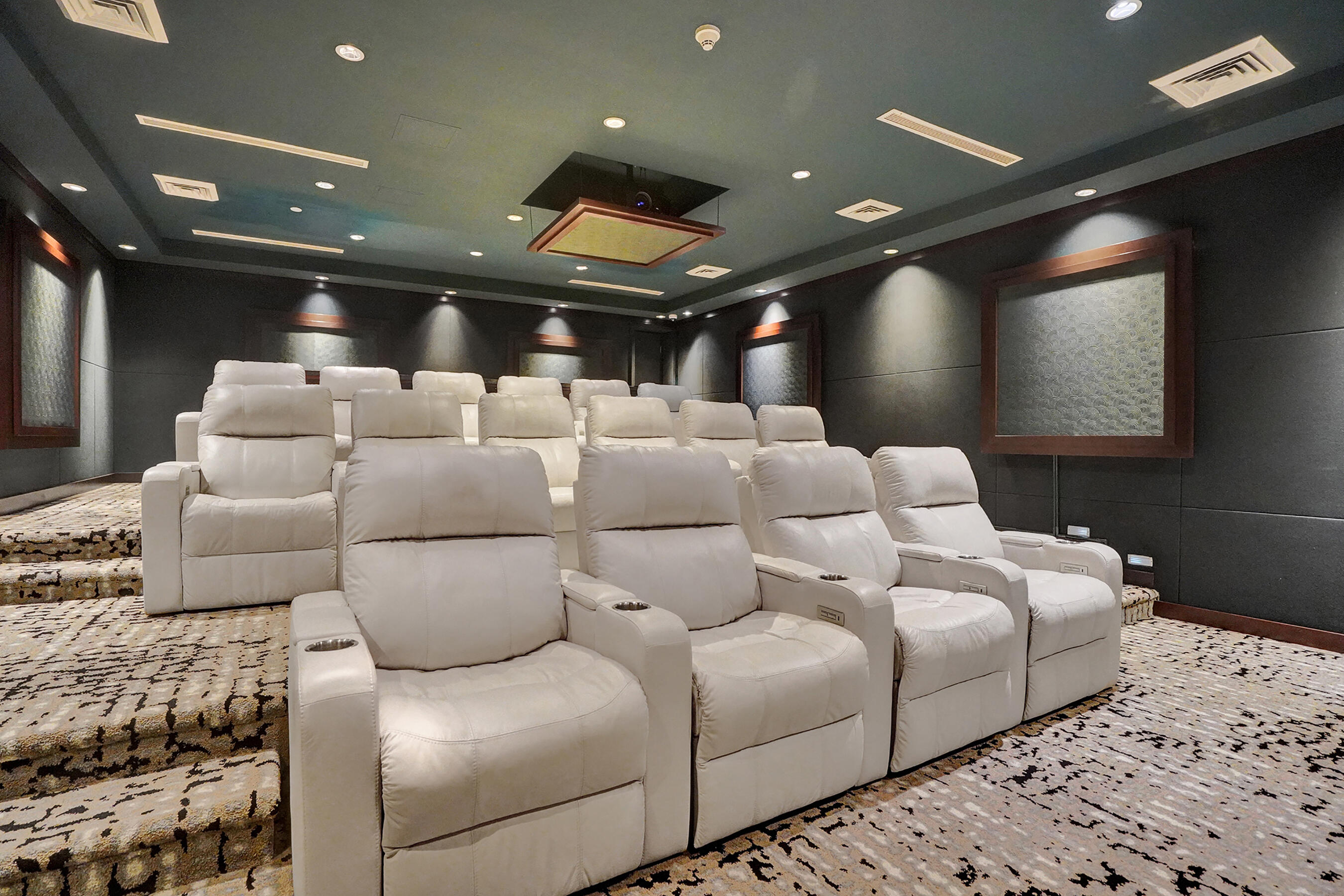 SYMPHONY NORTH CONDO - Residential Lease