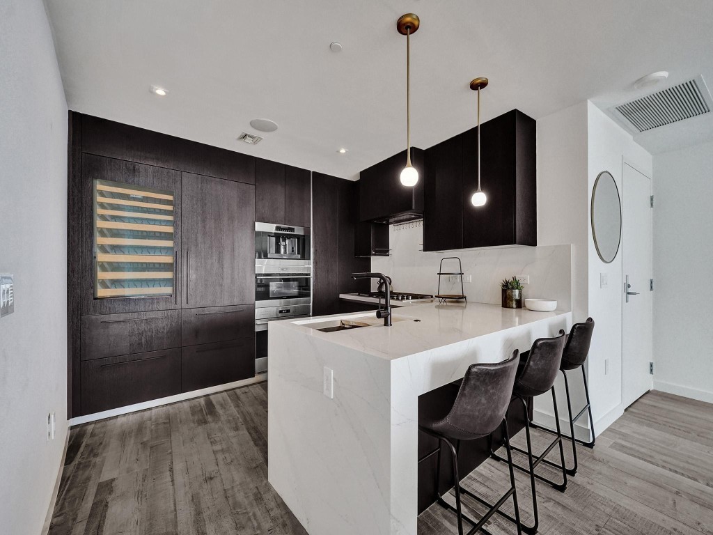 AUBERGE - Residential