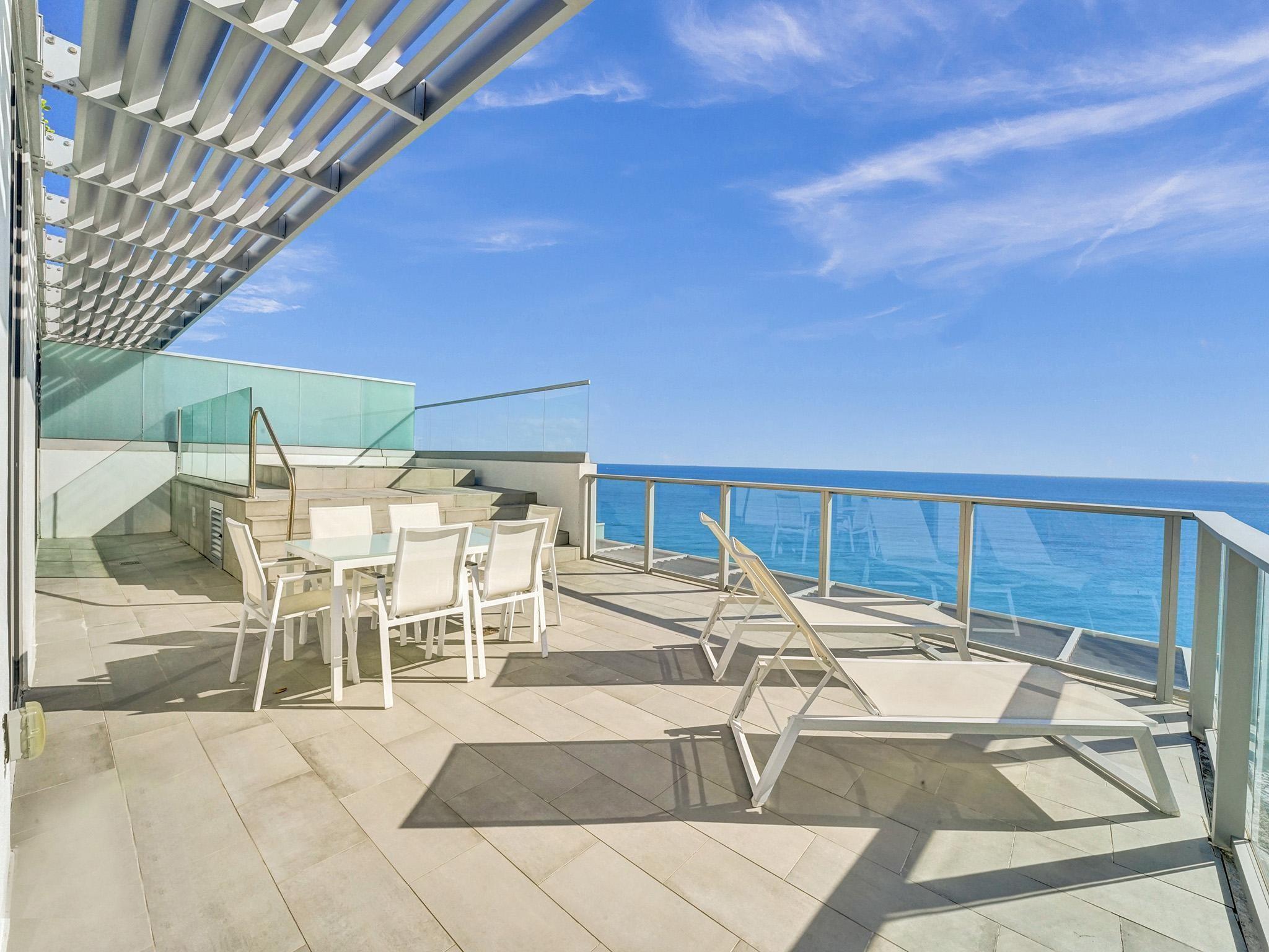 AUBERGE - Residential