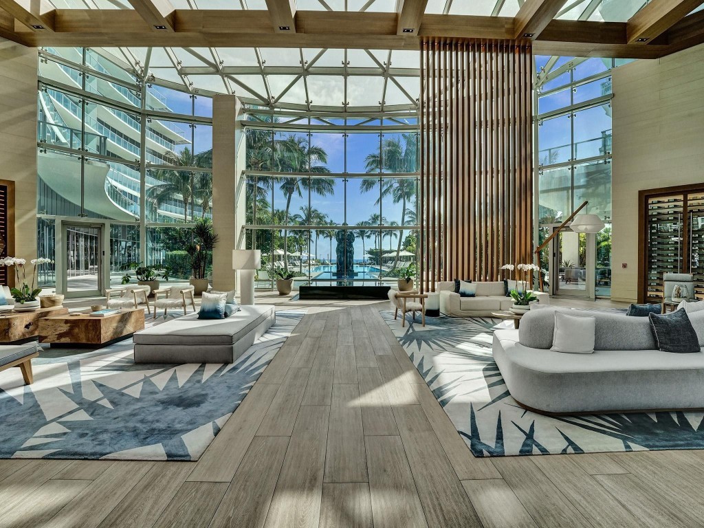 AUBERGE - Residential