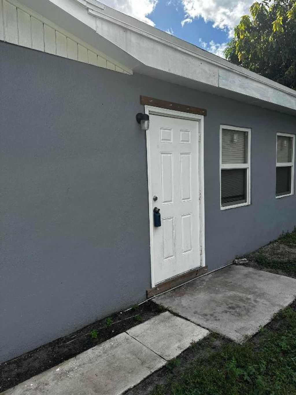 Photo of 1506 Palm Beach Lakes Boulevard, West Palm Beach, FL 33401 (MLS # R11094214)