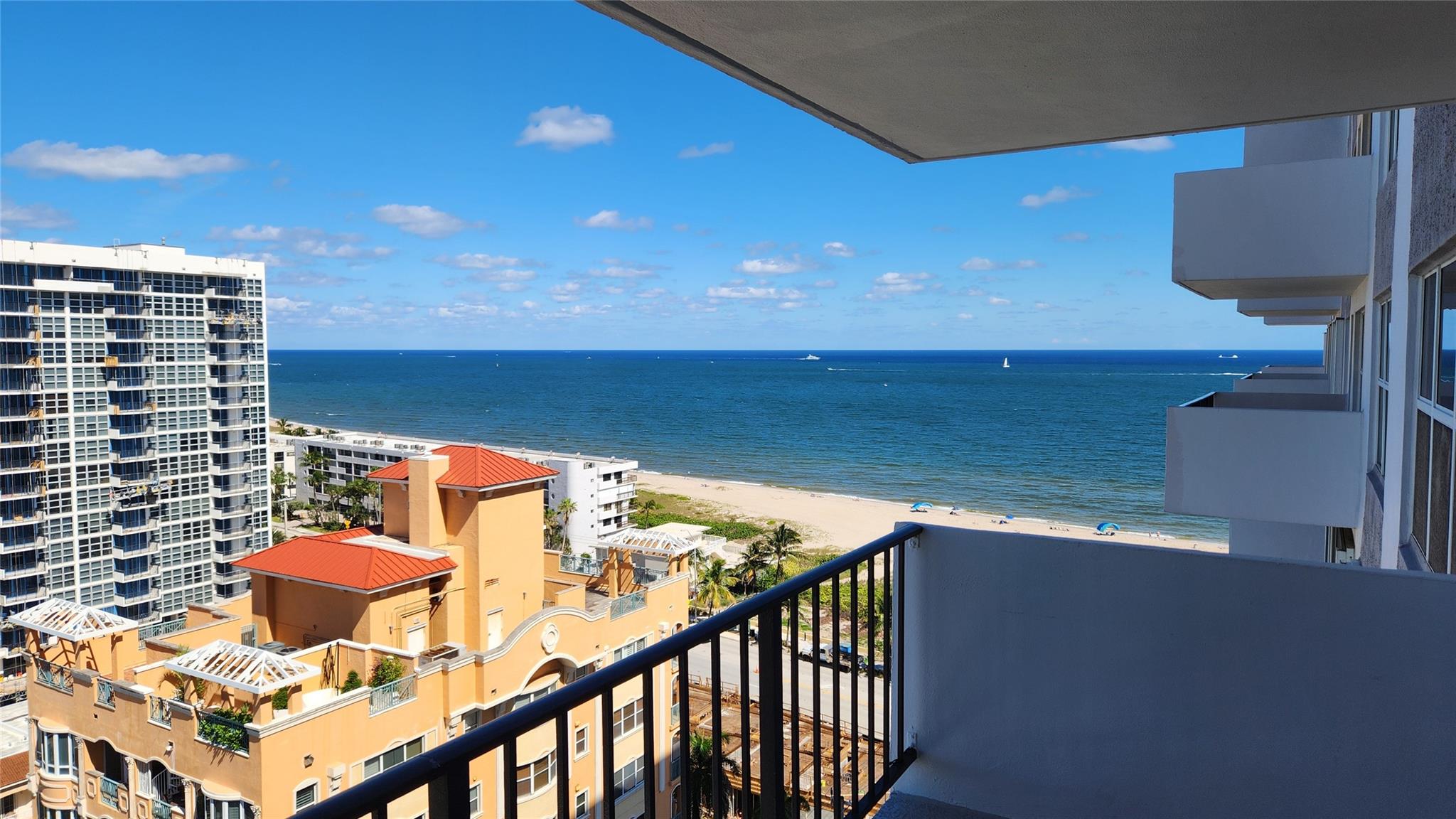 PARLIAMENT HOUSE CONDO - Residential Lease