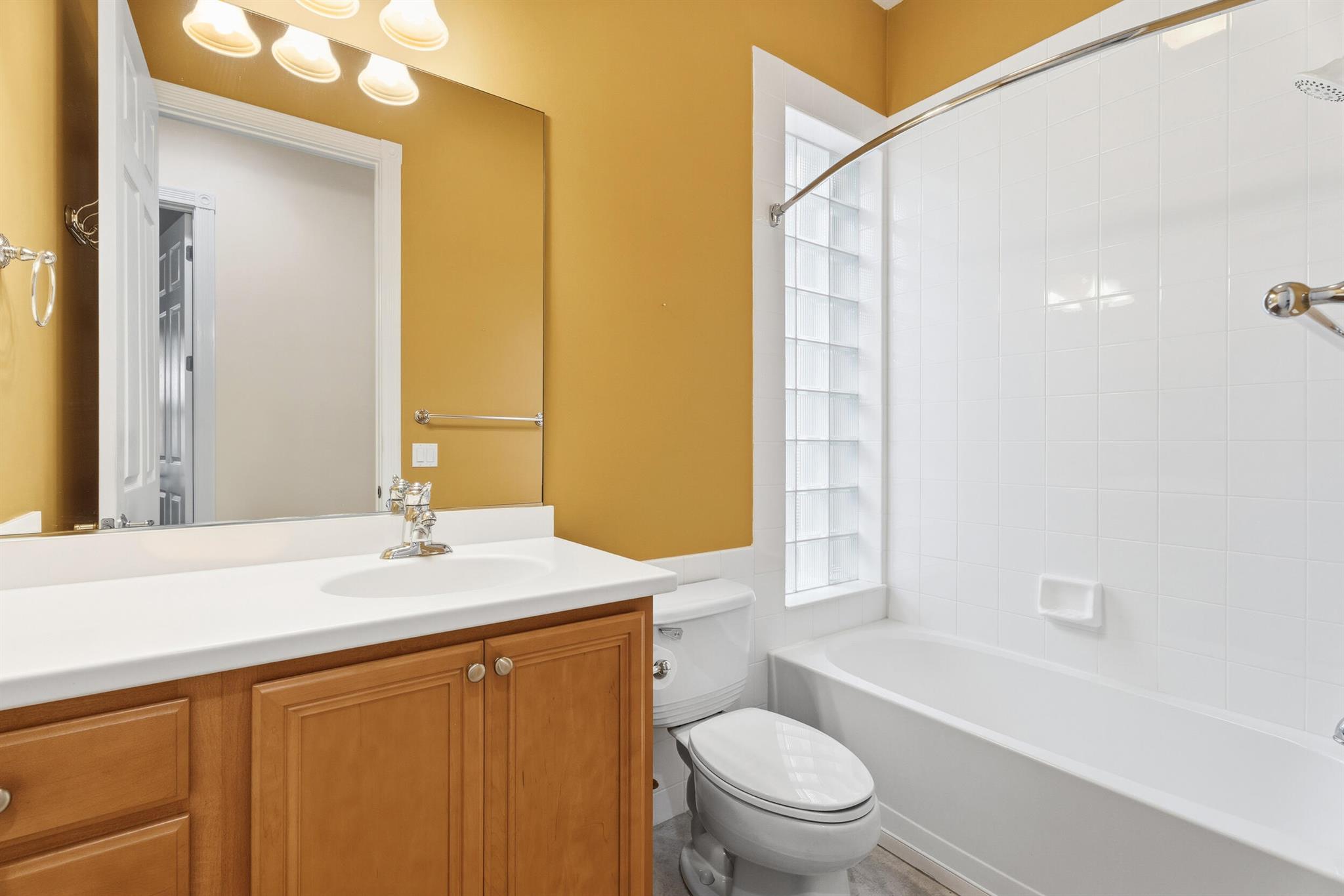 ISLES AT WATERWAY VILLAGE - Residential