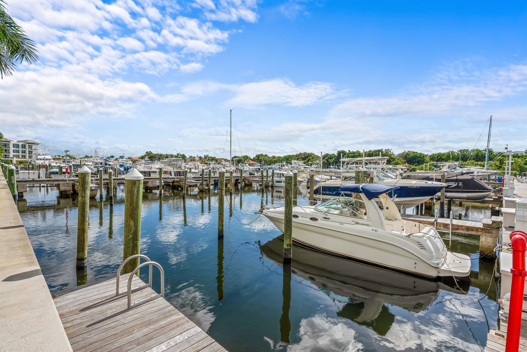 AZURE CONDO - Residential