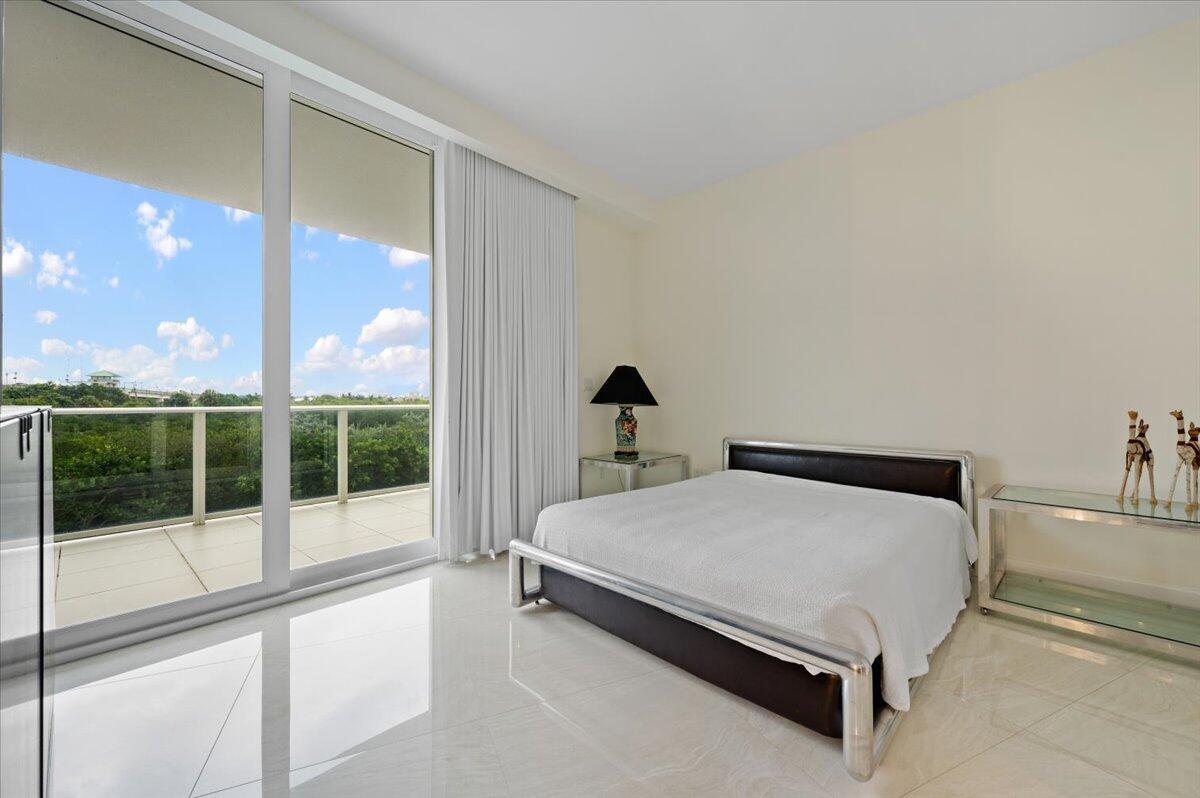 AZURE CONDO - Residential