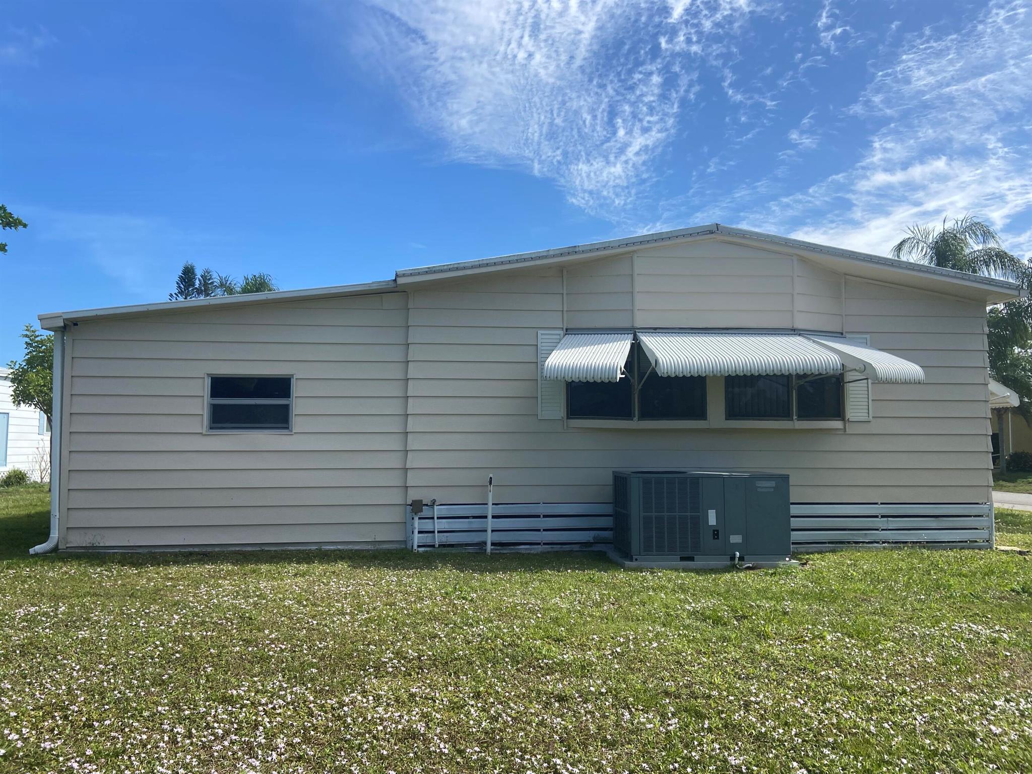 spanish lakes golf villag - Residential